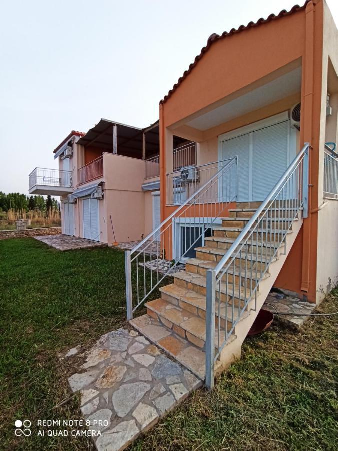 Lighthouse Apartments Хилиаду Екстериор снимка