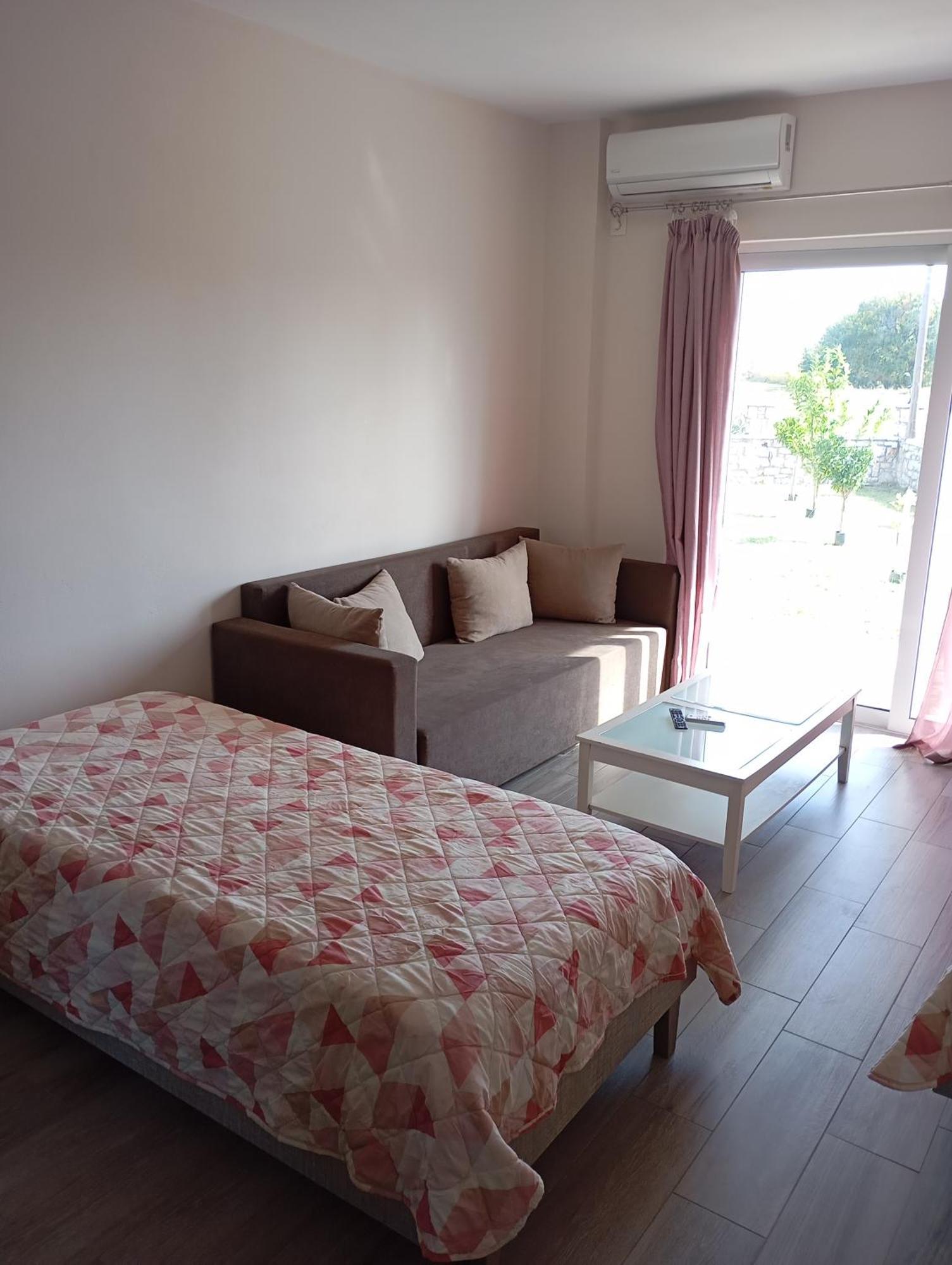 Lighthouse Apartments Хилиаду Екстериор снимка