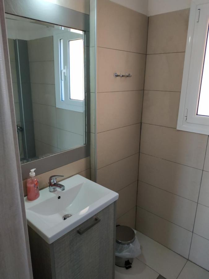 Lighthouse Apartments Хилиаду Екстериор снимка