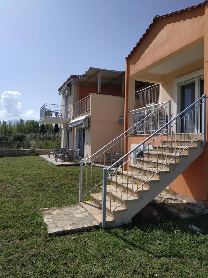 Lighthouse Apartments Хилиаду Екстериор снимка